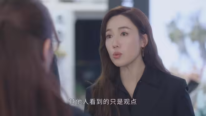 《新聞女王2》葬禮變秀場，用AI主播，古肇華比飛爺還要可惡
