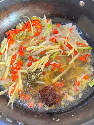 仔姜雙椒兔