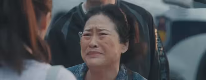 《四喜》：直到喻靜香偷彩禮錢給沈明珠買手鐲，才知全福人命最苦