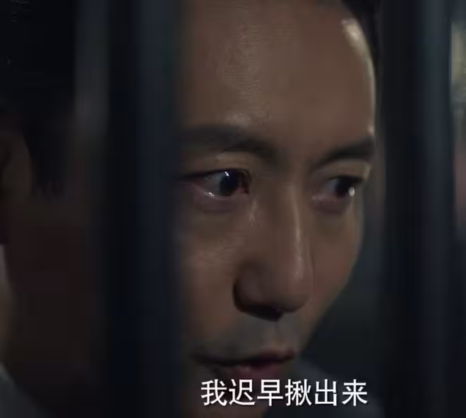 央視新劇《隱鋒》開播，看完2集我要說：諜戰劇就該這麼拍