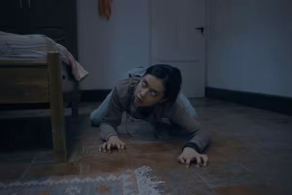 死去的妹妹回來了?《侵愛家人》挑戰「最親近的恐懼感」 車禍現場來真的