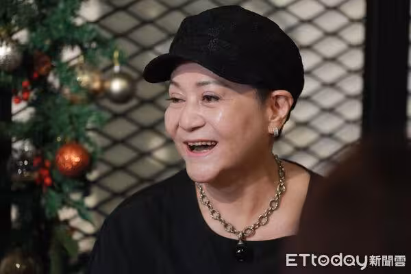 曾組女團爆紅...女星離開台灣30多年　「滿頭白髮美國當農婦」近況曝光