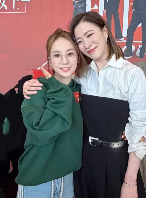 佘詩曼「Man姐上身」！因一個舉動教訓TVB小花：一看就知道是新人