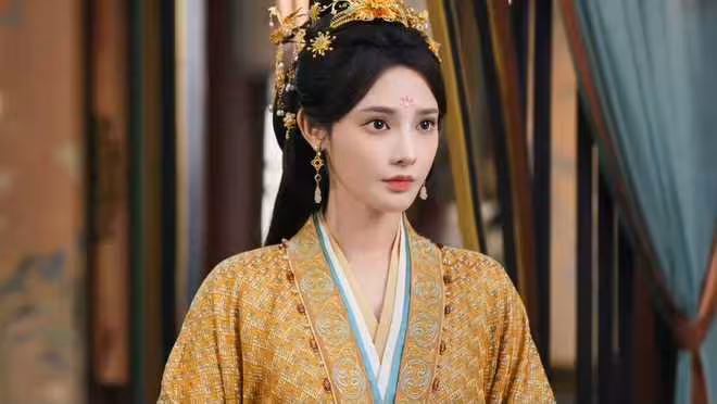 電視劇《鳳凰台上》開播,任嘉倫彭小苒主演,能成黑馬古偶劇嗎?