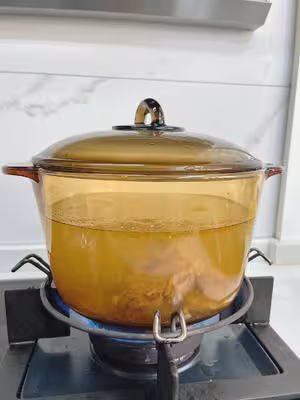 清燉牛肋條 ——長高加油站