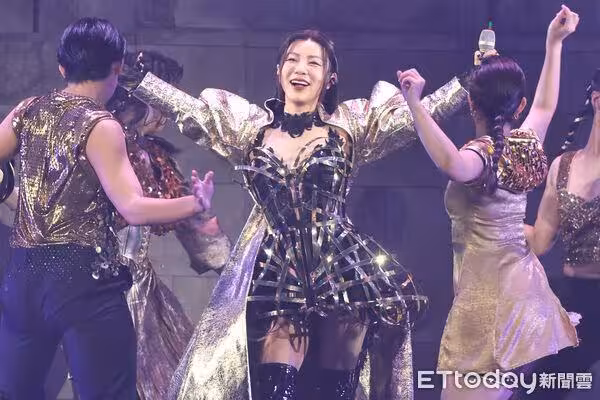 直擊/丁當激瘦8公斤美成這樣! 「飛5公尺高」變成真人蝴蝶