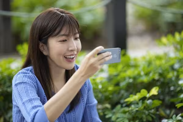 楊謹華罕曝童年回憶「大人想甩都甩不掉」　爸媽趁她睡著出去玩！