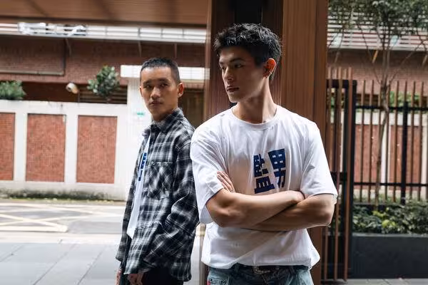 專訪／邱以太拍《監所》倒霉出意外　「濺血3次」下巴破相縫20針