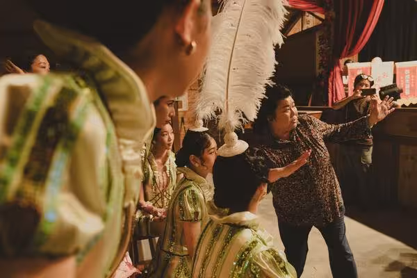 「台灣碧昂絲」林美秀親編女團舞！　9m88穿短裙「辣跳大腿舞」C位出道