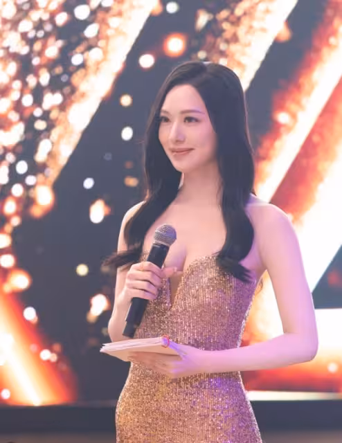 TVB花旦首次拍內衣廣告!大曬震撼眼球事業線!坦言:渾身不自在!