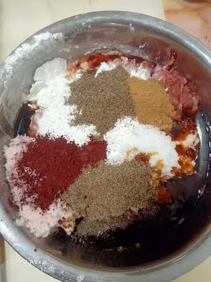 自製黑椒烤腸