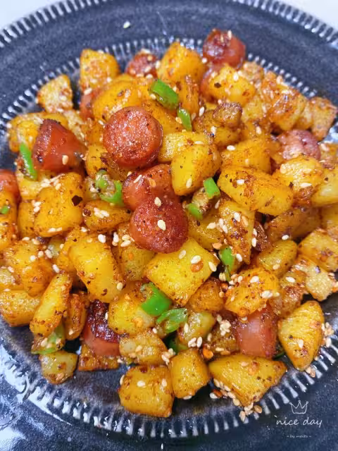 燒烤風味的土豆小香腸