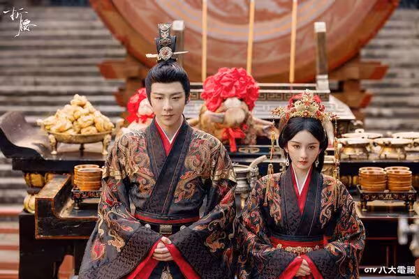 陸劇女神親揭《折腰》秘辛!目睹劉宇寧「過人能力」驚呼:很厲害