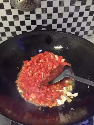 番茄鍋酸湯龍利魚
