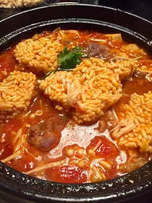 番茄鍋酸湯龍利魚