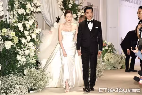 偶像劇演太多! 邱澤、許瑋寧真的結婚「試婚紗竟笑場」:像有攝影機在拍