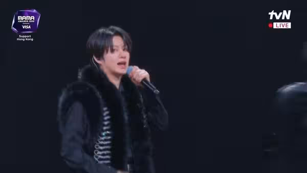 MAMA/SJ連唱4首變主場!希澈帥回巔峰神顏 「超帥短髮」出場殺爆