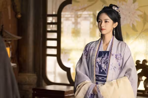 陸劇男神一個月漲粉170萬!合作「小章子怡」梳化時間比女主角長