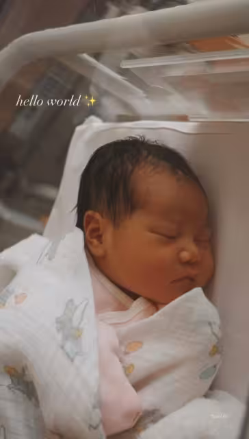 恭喜!前港姐季軍宣布生下女兒! 愛犬見到女兒驚奇!