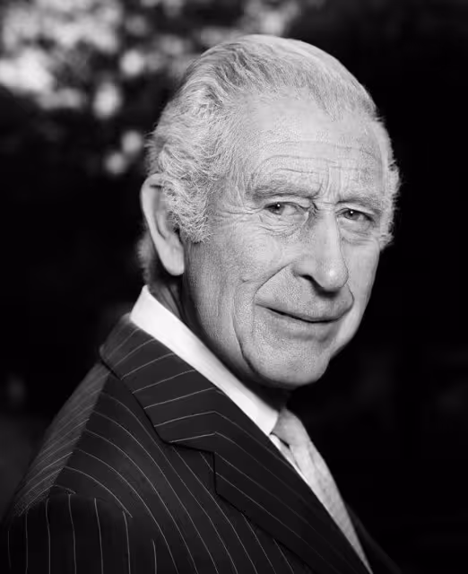 英王查爾斯三世癌後復原，77歲仍能超越攝影師引關注！