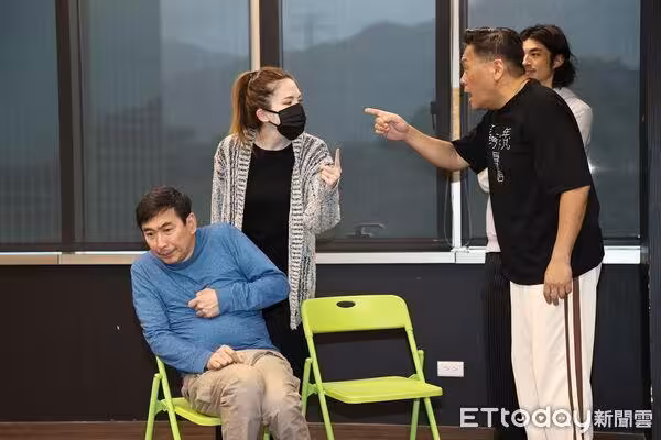 許瑋寧婚禮後首露面！中鏢2病毒高燒39度　兒「被迫與她隔離」痛哭