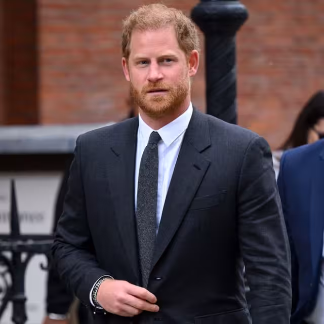 哈里王子含淚心聲曝光!懇求英媒放過妻兒,最大心結竟是…