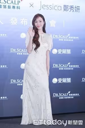女神Jessica也有落髮危機! 鬆口認「不洗頭直接睡覺」:發質變更好