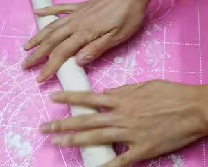㊙️燙麵韭菜盒子 涼了也不硬 附包成完美半圓的細節視頻