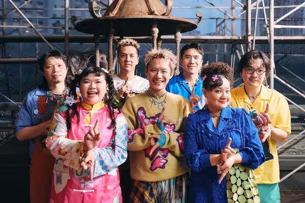 A_Root同根生成員慘被當「工具人」! 身心崩潰求助心理諮商