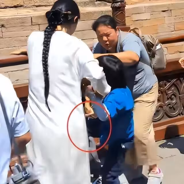 牡丹花下死!74歲張紀中,徹底活成了一個笑話?