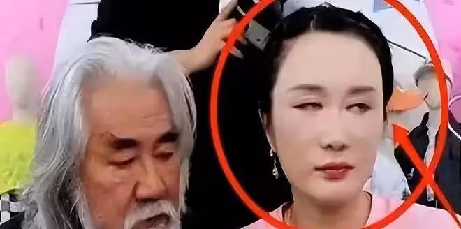 牡丹花下死!74歲張紀中,徹底活成了一個笑話?