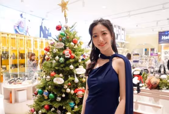 TVB小花產後6個月狀態絕了！身材恢復苗條！女兒學步喊媽讓她心都化了