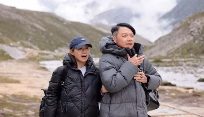TVB前男星稱亡妻從未消失過！海葬後常向海浪打招呼！兩人曾離婚上內地節目復合