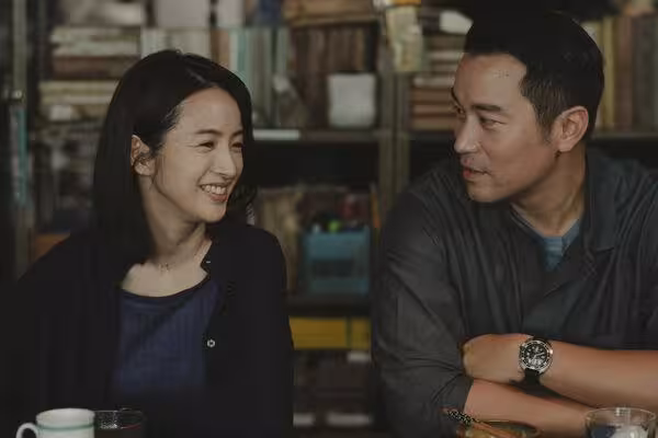 林依晨零台詞交流張孝全「靠書寫聲」對話 《深度安靜》上映日公開