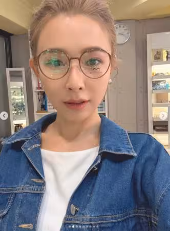 吳婉君42歲認了已老花!「老實去配眼鏡」:高清世界還是比較舒服