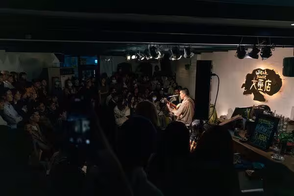 靈魂沙發錄音撞驚悚靈異! 團員呼吸不順、冒開刀後遺症