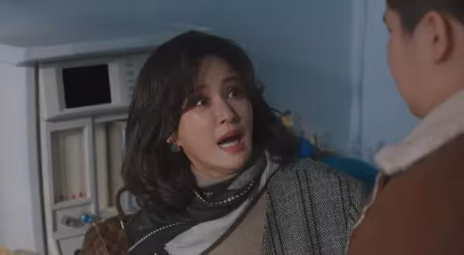 《老舅》:淪為平庸的崔國名,遠不如拋家棄子的崔小紅清醒