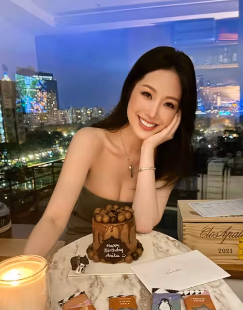 空歡喜！TVB男星官宣新戀情！卻造性感女友否認！直稱：他比我還單純