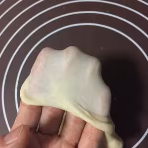 椰蓉奶棒麵包