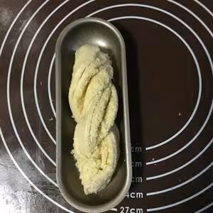 椰蓉奶棒麵包