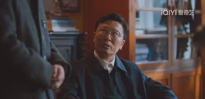 《老舅》：陳廠長救崔國明一命！李小珍才知，崔家真正的貴人出現