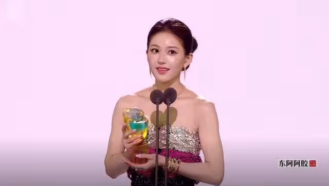 趙露思爆「禮服被故意消失」!年末典禮被迫穿舊款 親口認了:有BUG