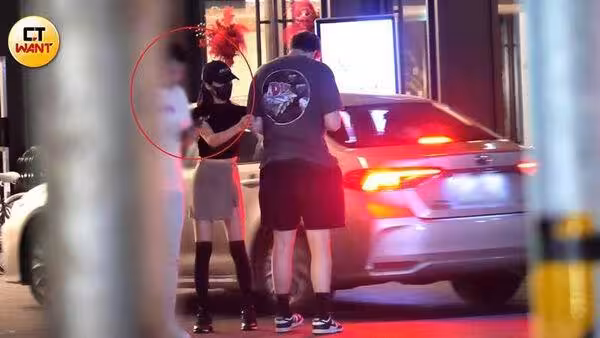 起底「深夜激吻夏宇禾的人夫」!是望族富三代 她疑早知情對方已婚