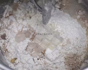 秋天來啦！改吃全麥焦糖蘋果肉桂卷啦！