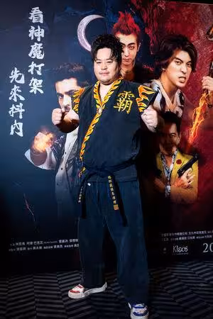 林哲熹自爆反差萌「狂講垃圾話」 對戲印度男神意外脫口Jisoo!