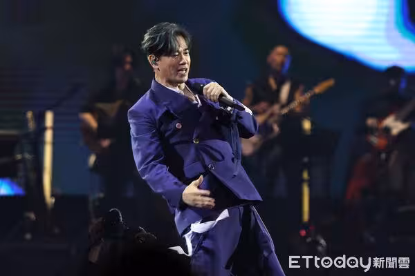 綜藝天王小巨蛋開唱! 下秒突「激烈爆咳」李聖傑看呆