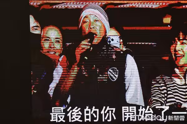 綜藝天王小巨蛋開唱! 下秒突「激烈爆咳」李聖傑看呆