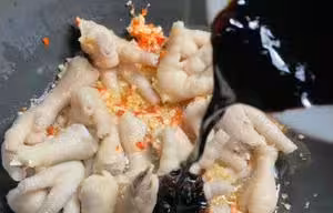 香辣雞爪