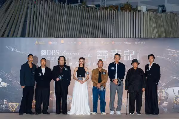 等了25年!古天樂率《尋秦記》原班人馬合體 香港瘋狂排片「15分鐘一場」
