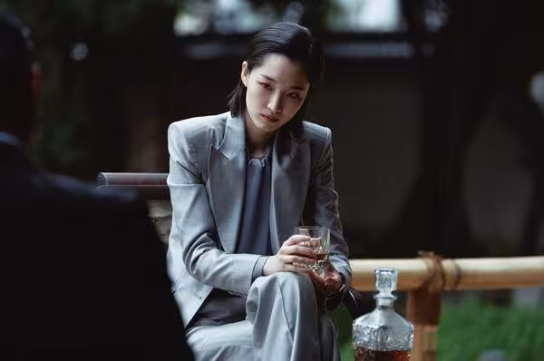 韓版《無間道》！玄彬使壞賣毒「周旋兩女之間」　衝上Disney+冠軍